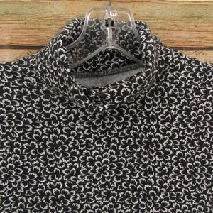 Lands' End Black/White Floral Fitted Turtleneck Women's M/P